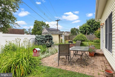 1 Redbrook Ln, Levittown, PA 19055 - photo 7