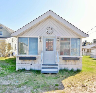 9 Weymouth Ave, Old Orchard Beach, ME 04064 - photo 2