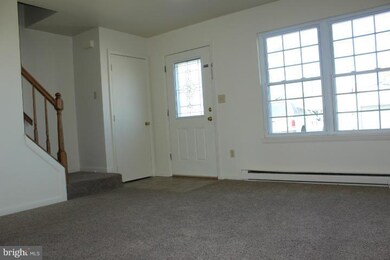 14 Courtland St, Taneytown, MD 21787 - photo 6