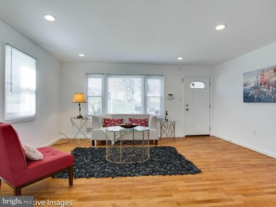 9016 Anna Dr, Clinton, MD 20735 - photo 5