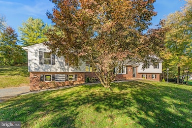 1414 Old New Windsor Rd, New Windsor, MD 21776 - photo 4