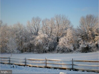 4926 Abbey Rd, Coplay, PA 18037 - photo 5