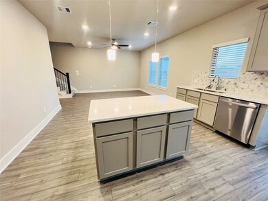 10621 Whitejacket, Conroe, TX 77385 - photo 3