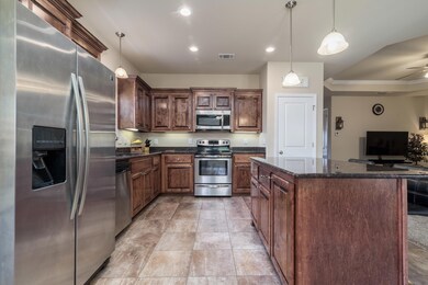 910 John Deere Ln Cantonment-LoRes-15