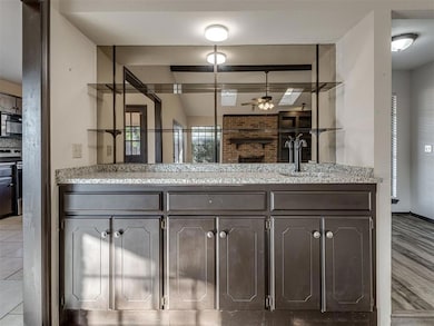 1908 Magnolia Ln, Edmond, OK 73013 - photo 6