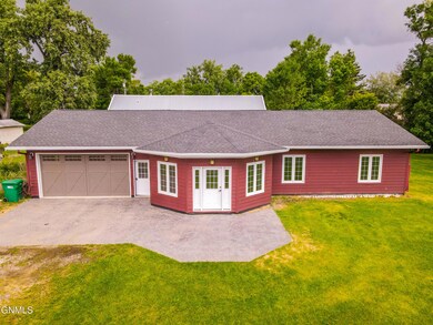414 4th Ave