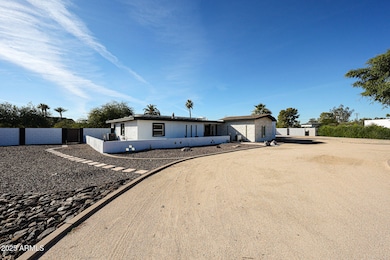 10818 N 83rd St, Scottsdale, AZ 85260 - photo 3