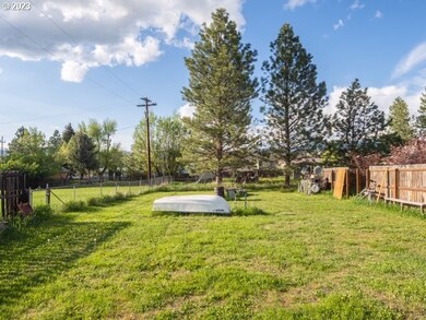 944 S Mccallum Ave, Prairiecity, OR 97869 - photo 2