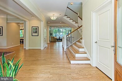 401 East St SE, Vienna, VA 22180 - photo 4