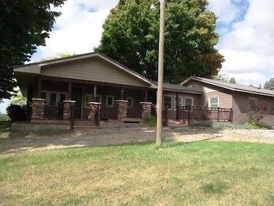 1316 E Chauvez Rd, Scottville, MI 49454 - photo 3