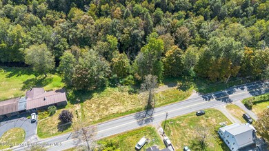 72 Hamlin Hwy, Roaring Bk Tp, PA 18444 - photo 2