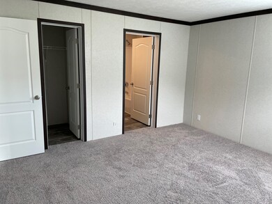 204 Borman Ave unit 204, Flushing, MI 48433 - photo 4