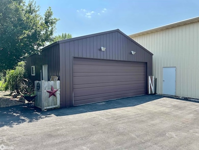 21450 490th St, Chariton, IA 50049 - photo 3