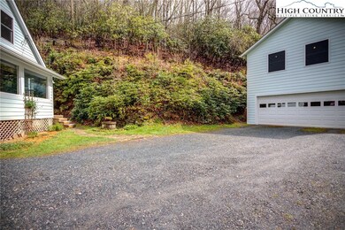 551 Cobbs Creek Rd, Boone, NC 28607 - photo 5