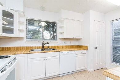 16351 Maplemont Dr, Houston, TX 77095 - photo 6