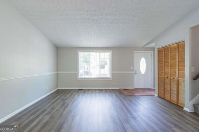 2092 Countydown Ln, Stone Mountain, GA 30088 - photo 5