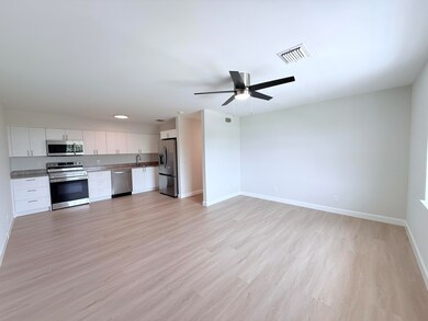 2401 Patterson Ave unit 102, Key West, FL 33040 - photo 2
