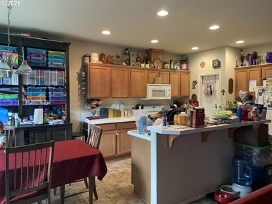 18 Almond Way, Creswell, OR 97426 - photo 6