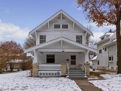 2033 4th Ave SE, Cedar Rapids, IA 52403 - photo 2