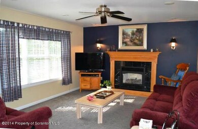 22 Cobblestone Ln, Mountain Top, PA 18707 - photo 4