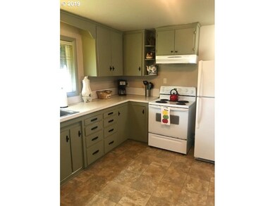 2575 Norkenzie Rd, Eugene, OR 97408 - photo 4