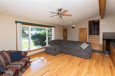 5002 SW 16th St, Des Moines, IA 50315 - photo 4