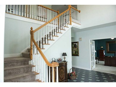 Entry/Foyer. 1015 Sheriff s Court Foyer