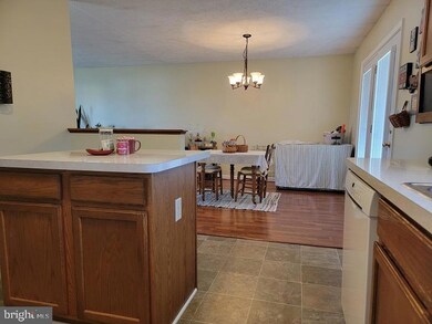 384 Universe Dr, Martinsburg, WV 25404 - photo 7