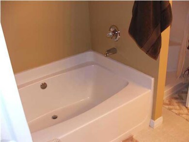 BATH TUB