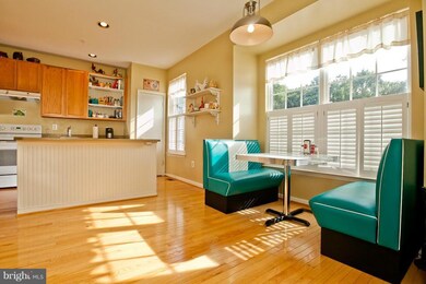 111 Lavenport Cir, Frederick, MD 21702 - photo 4