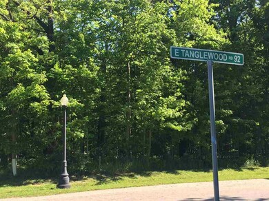 7057 E Tanglewood Rd-92 unit 2, Roanoke, IN 46783 - photo 2