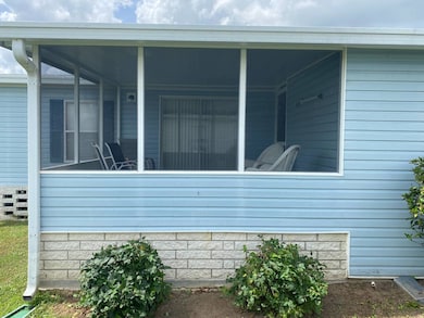 39534 Keiths Cir, Zephyrhills, FL 33542 - photo 5