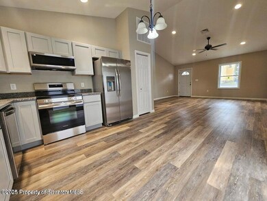 551 Back St, Scranton, PA 18504 - photo 3