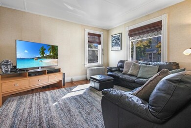 214 Carleton St, Lawrence, MA 01843 - photo 4