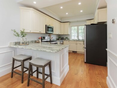 26 Arthur St, Winchester, MA 01890 - photo 4