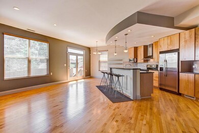 113 E Mithoff St unit 113, Columbus, OH 43206 - photo 4