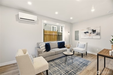 9223 38th Ave S unit B, Seattle, WA 98118 - photo 6