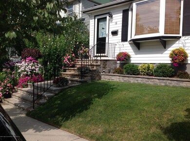 19 Hartford Ave. front 2.jpg