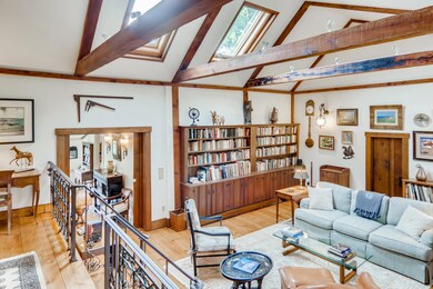 42 Looks Pond Way, Vineyard Haven, MA 02568 - photo 4