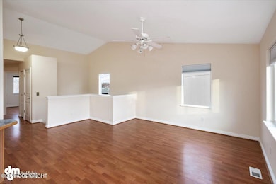 08-Living Room_SLS_-7694