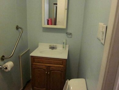 Full Bath.