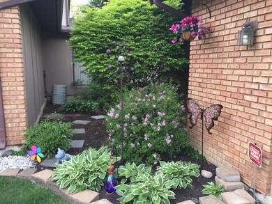 3129 Stonegate Ct unit 17, Flossmoor, IL 60422 - photo 2