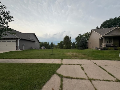 Fantastic lot ready for you to build your dream home!