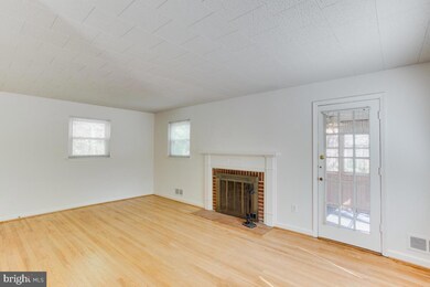 2510 Lake Ave, Cheverly, MD 20785 - photo 5