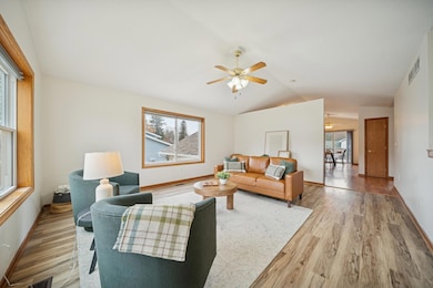 532 7th St SW, Pine Island, MN 55963 - photo 3