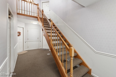 802 Butternut Ln unit D, Mount Prospect, IL 60056 - photo 3