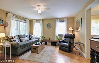 4606 Calvert Rd, College Park, MD 20740 - photo 6