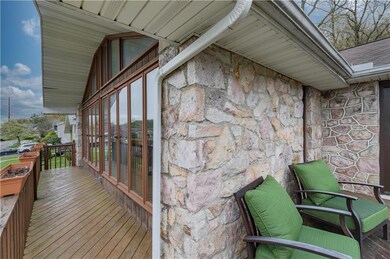 1711 Linda Ln, Allentown, PA 18103 - photo 3