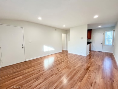 2512 Canada Blvd unit 6, Glendale, CA 91208 - photo 3