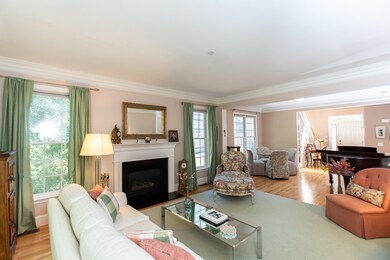 102 Willow Brook Dr unit 102, Wayland, MA 01778 - photo 4